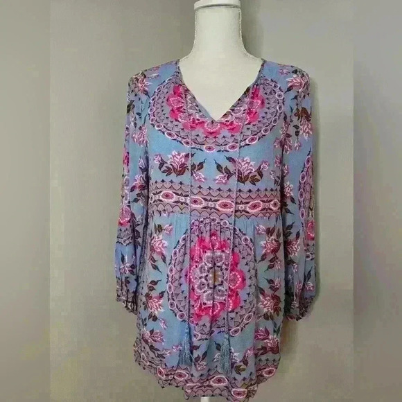 Entro Boho Top With Tassels - Picture 1 of 10